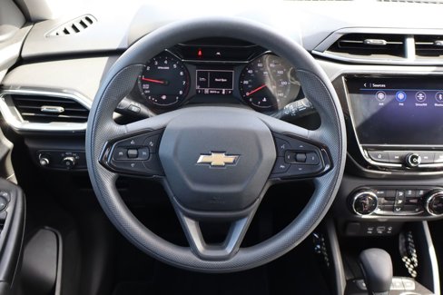 Used 2022 Chevrolet TrailBlazer LT w/ Convenience Package image 14