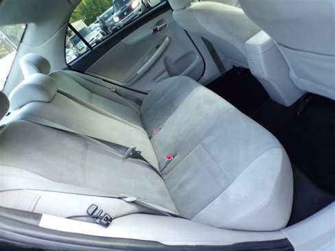 Used 2012 Toyota Corolla LE image 22