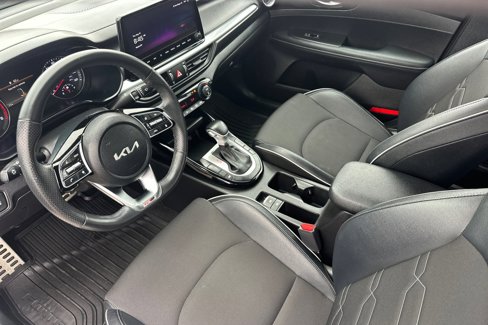 Used 2023 Kia Forte GT-Line w/ GT-Line Technology Package image 10