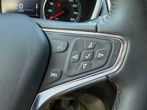 Used 2023 Chevrolet Equinox LT image 44