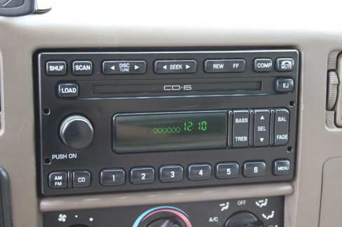 Used 2004 Ford F350 Lariat image 25