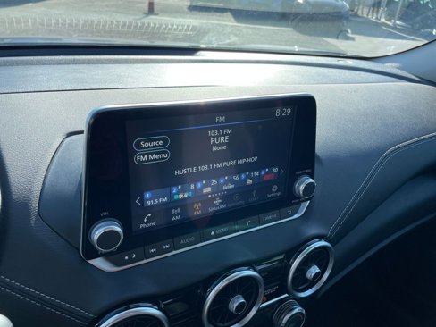Used 2024 Nissan Sentra SV image 18