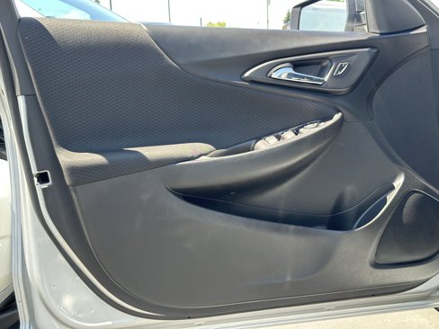 Used 2021 Chevrolet Malibu LS image 21