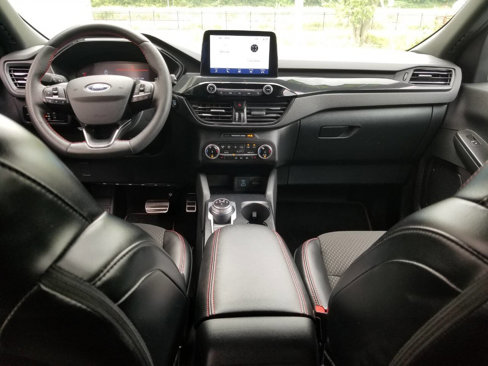 Used 2023 Ford Escape ST-Line image 10