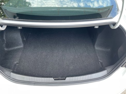 Used 2024 Chevrolet Malibu LT image 27