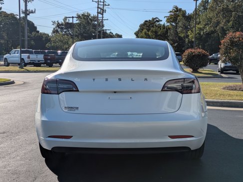 Used 2023 Tesla Model 3 Standard Range image 6