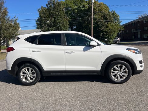 Used 2020 Hyundai Tucson SE w/ Winter Weather Package image 6