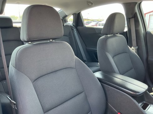 Used 2022 Chevrolet Malibu LT image 28