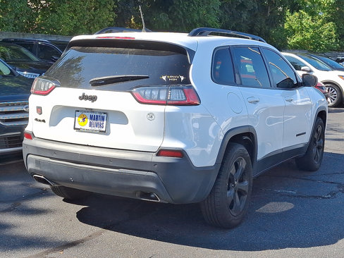 Used 2019 Jeep Cherokee Latitude Plus image 4