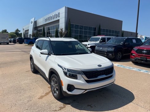 Used 2021 Kia Seltos S image 1