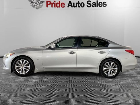 Used 2015 INFINITI Q50 Premium w/ Navigation Package image 4