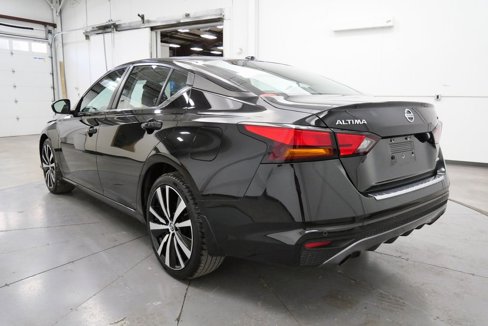 Used 2021 Nissan Altima 2.5 SR image 5
