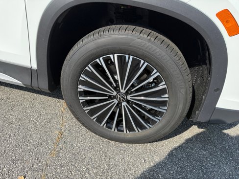 New 2025 Volkswagen Tiguan S image 25