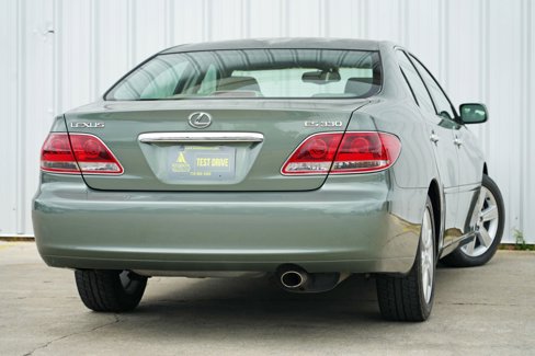 Used 2005 Lexus ES 330 image 3
