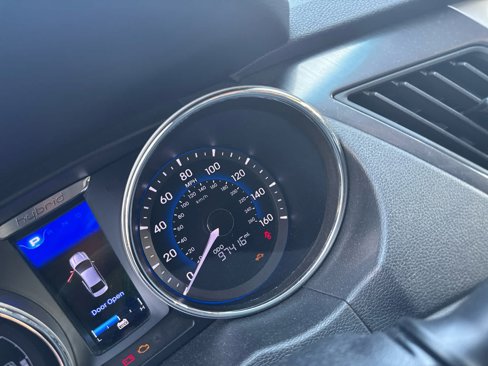 Used 2013 Hyundai Sonata Hybrid image 10