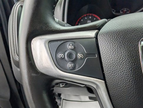 Used 2015 GMC Canyon SLT image 16