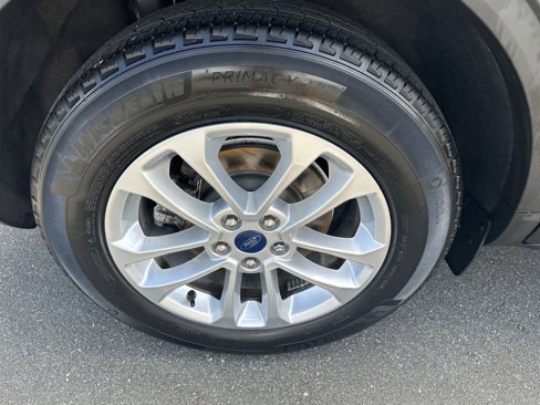 Used 2020 Ford Escape SE image 29