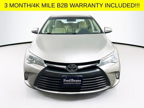 Used 2016 Toyota Camry LE image 2