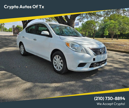 Used 2012 Nissan Versa SV image 1