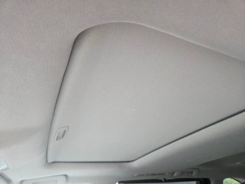 Used 2017 Toyota Highlander XLE image 11