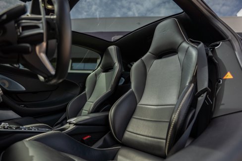 Used 2021 McLaren GT image 20