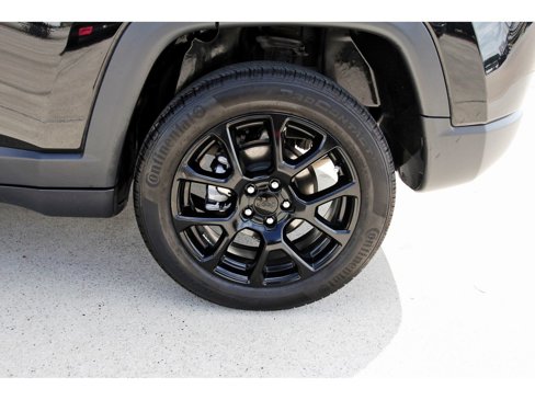 Used 2024 Jeep Compass Latitude w/ Altitude Special Edition image 26