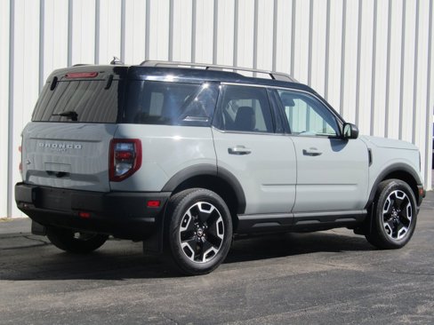Used 2021 Ford Bronco Sport Outer Banks image 3
