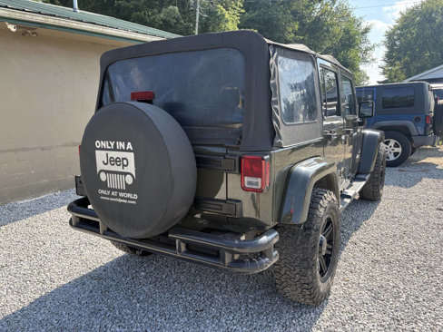 Used 2015 Jeep Wrangler Unlimited Sahara w/ Dual Top Group image 7