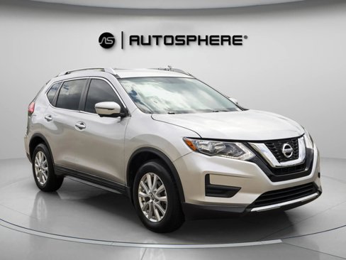 Used 2017 Nissan Rogue SV w/ SV Premium Package image 11