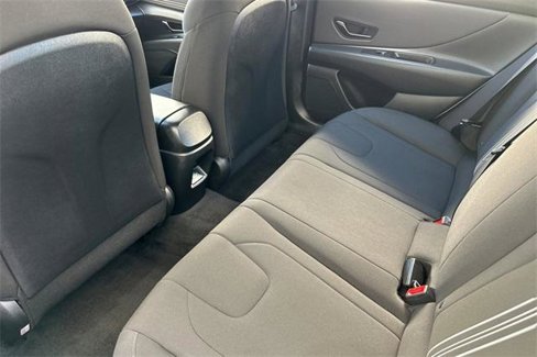 Certified 2025 Hyundai Elantra Sport image 12