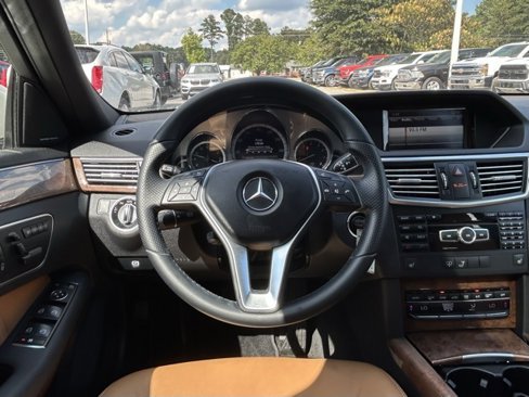 Used 2013 Mercedes-Benz E 350 Sedan image 19