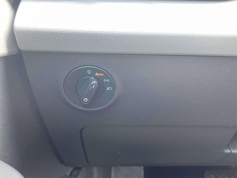 Used 2022 Volkswagen Taos S w/ IQ Drive S Package image 18