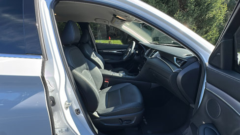 Used 2023 INFINITI QX50 Pure image 23