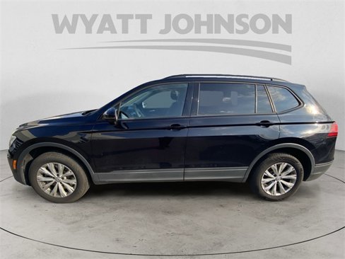 Used 2020 Volkswagen Tiguan S image 4