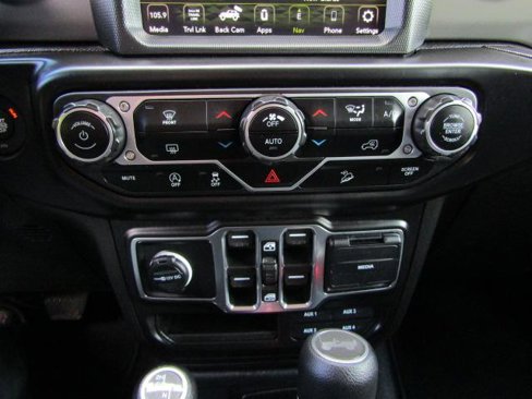 Used 2021 Jeep Wrangler Unlimited Sport w/ Uconnect 4C Nav & Sound Group image 14