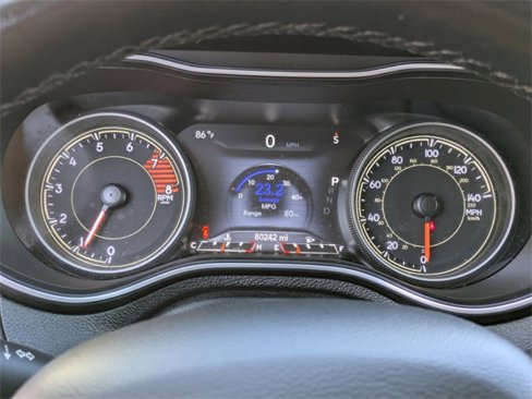 Certified 2021 Jeep Cherokee Latitude Lux w/ Sun & Sound Group image 14