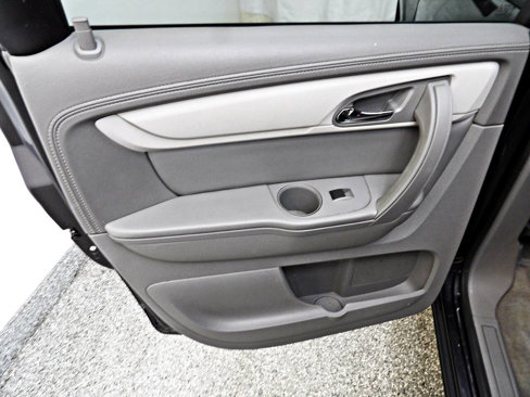 Used 2016 Chevrolet Traverse LS image 9
