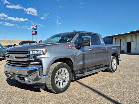 Used 2020 Chevrolet Silverado 1500 LTZ w/ LTZ Premium Package image 8