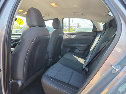 Used 2023 Kia Forte LXS w/ LXS Technology Package image 10