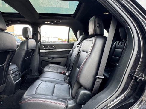 Used 2019 Ford Explorer Sport image 25