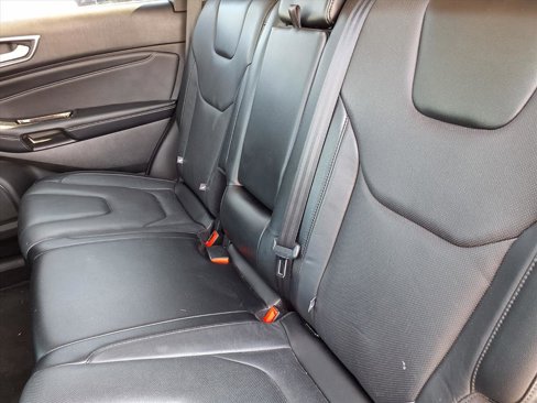 Used 2016 Ford Edge Titanium w/ Equipment Group 302A image 6