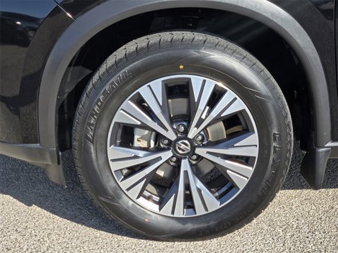 Used 2021 Nissan Rogue SV w/ Premium Package image 10