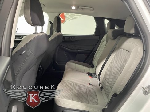 Used 2022 Ford Escape SE w/ Cold Weather Package image 20