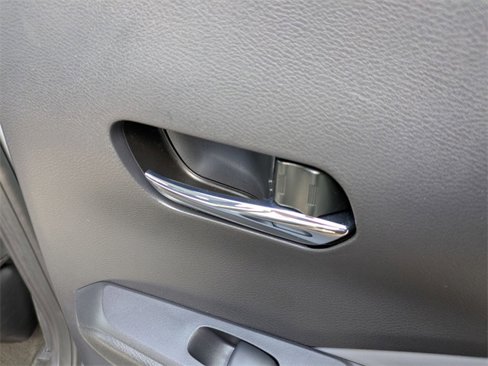 Certified 2024 Nissan Kicks SR image 27