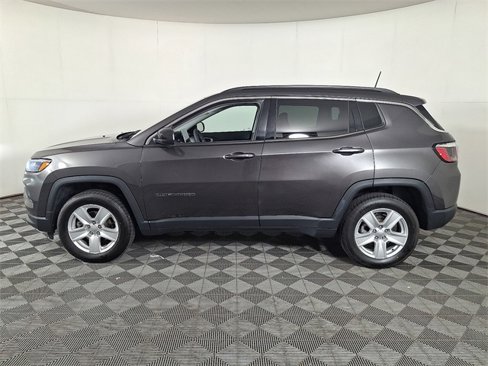Used 2022 Jeep Compass Latitude image 7