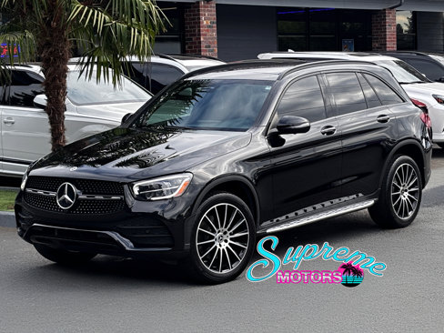 Used 2021 Mercedes-Benz GLC 300 4MATIC w/ AMG Line image 1