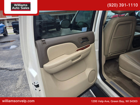 Used 2013 Chevrolet Suburban LTZ image 13