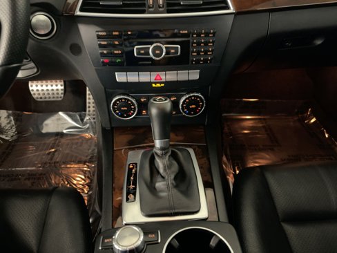 Used 2014 Mercedes-Benz C 250 Sedan image 26