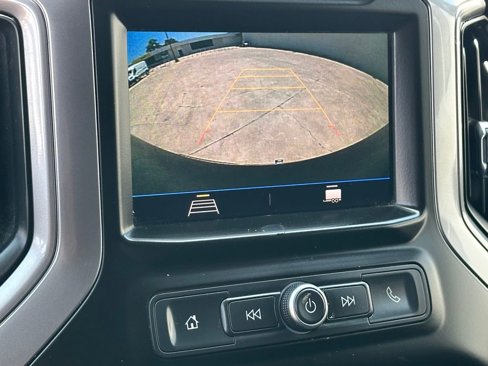 Used 2021 Chevrolet Silverado 1500 Custom w/ Safety Confidence Package image 13