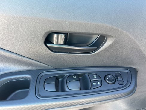 New 2025 Nissan Versa S image 12